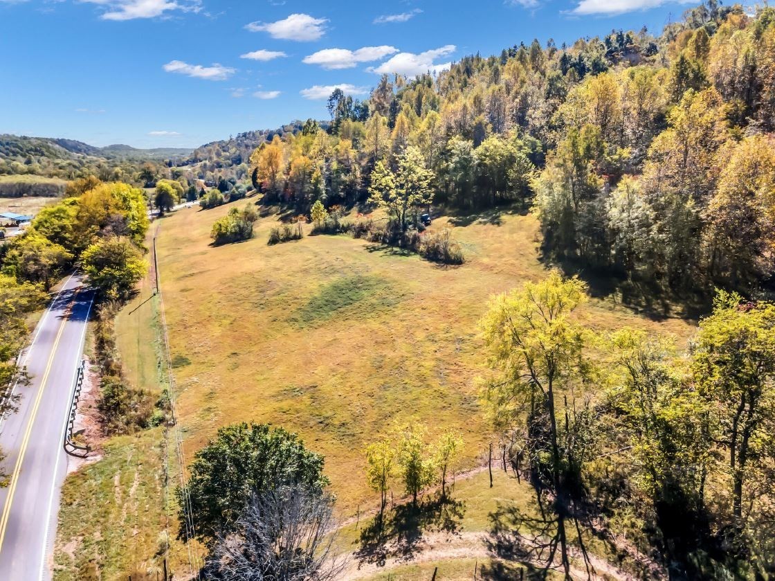 13581 Campbellsville Road Lynnville TN 38472