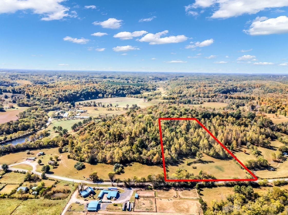 13581 Campbellsville Road Lynnville TN 38472