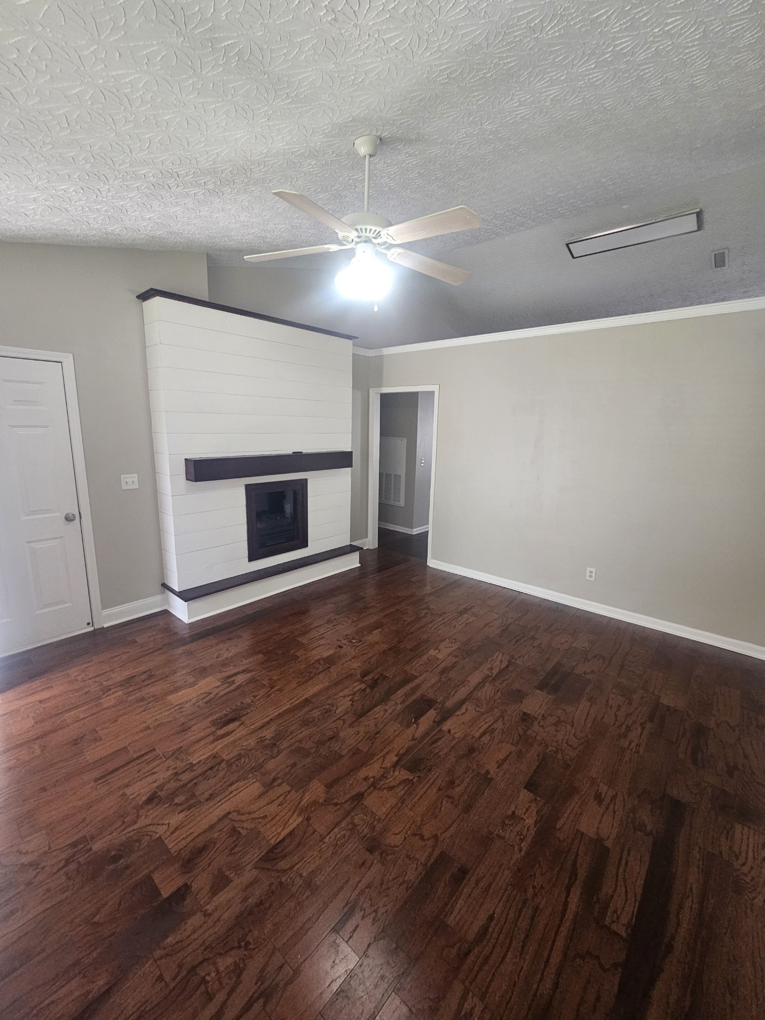 1014 Stonemark Trail La Vergne TN 37086