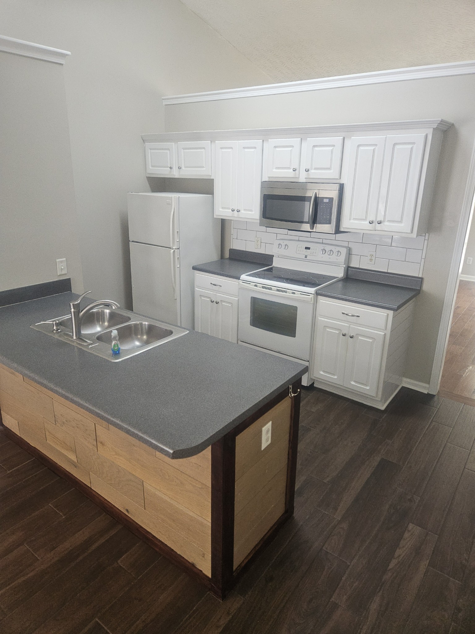 1014 Stonemark Trail La Vergne TN 37086