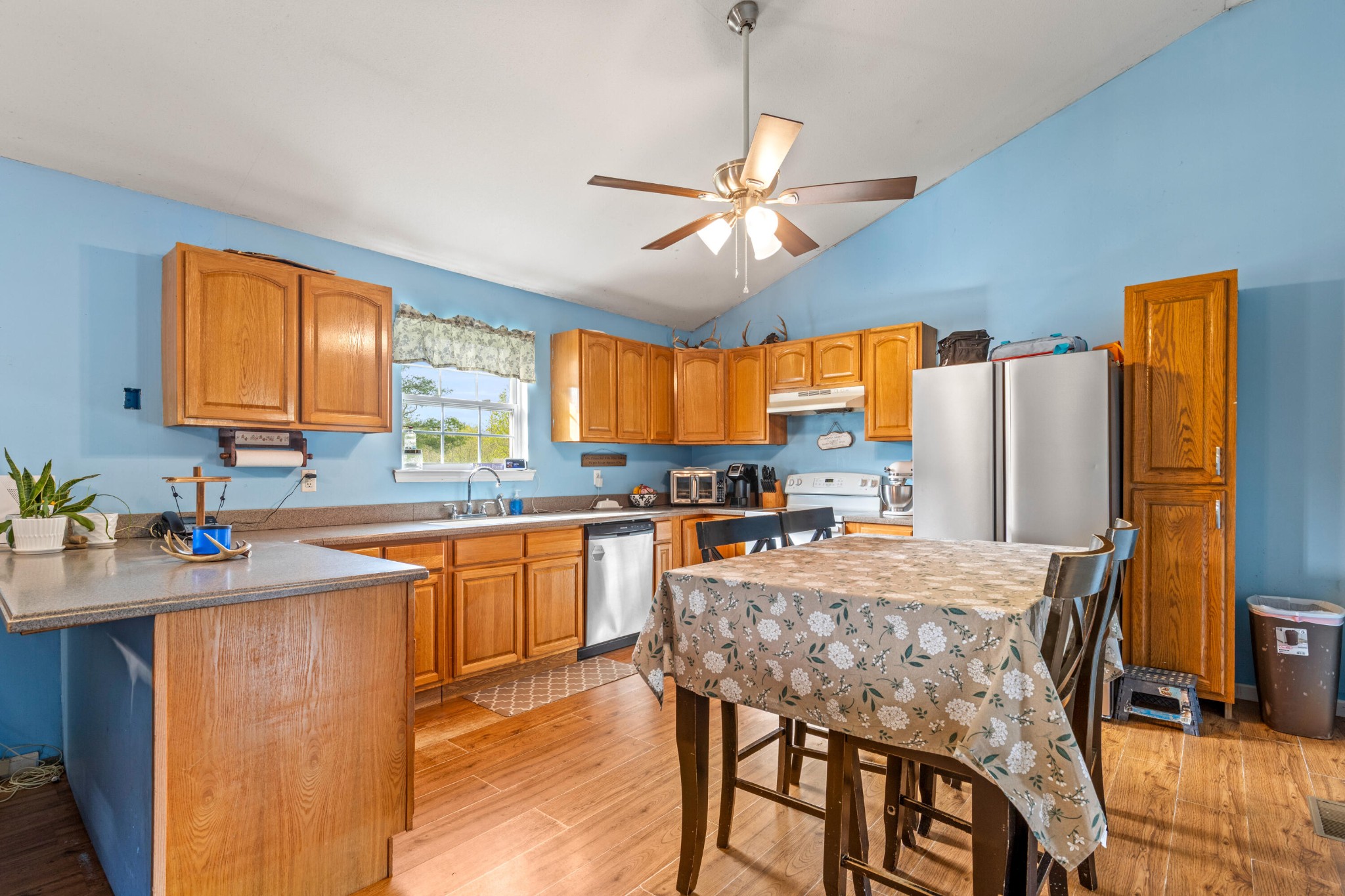 90 Illuminary Firetower Road Spring City TN 37381