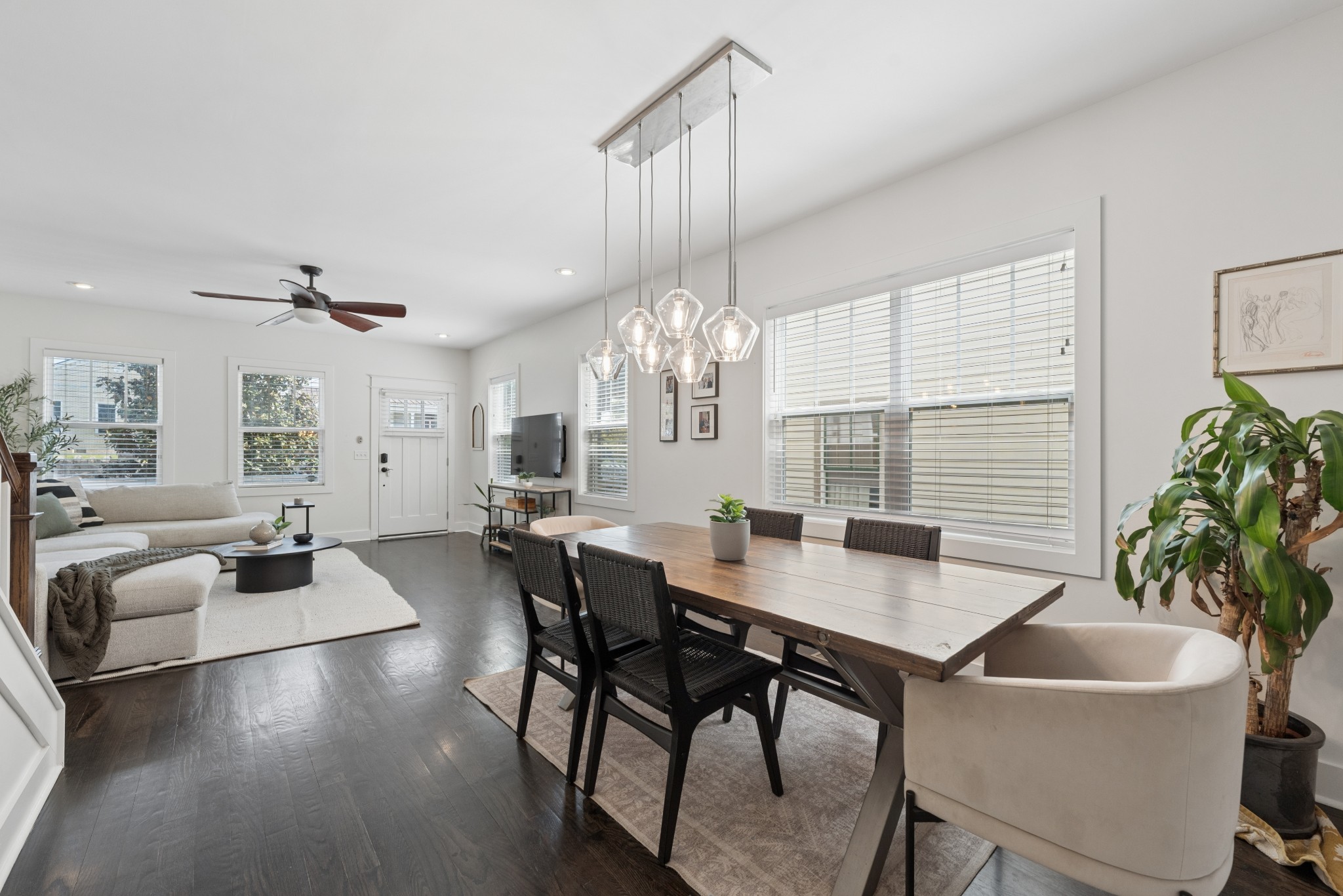 1717A 5th Ave, N Nashville TN 37208