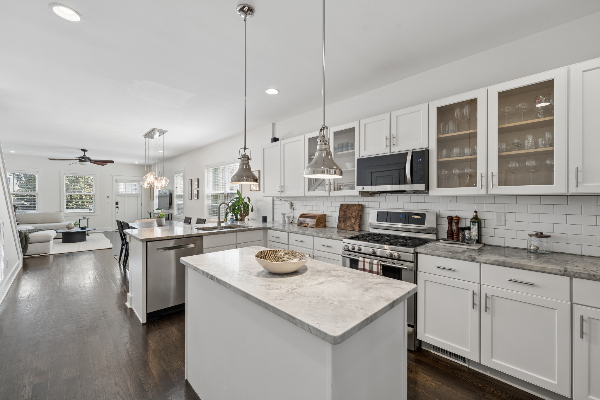 1717A 5th Ave, N Nashville TN 37208