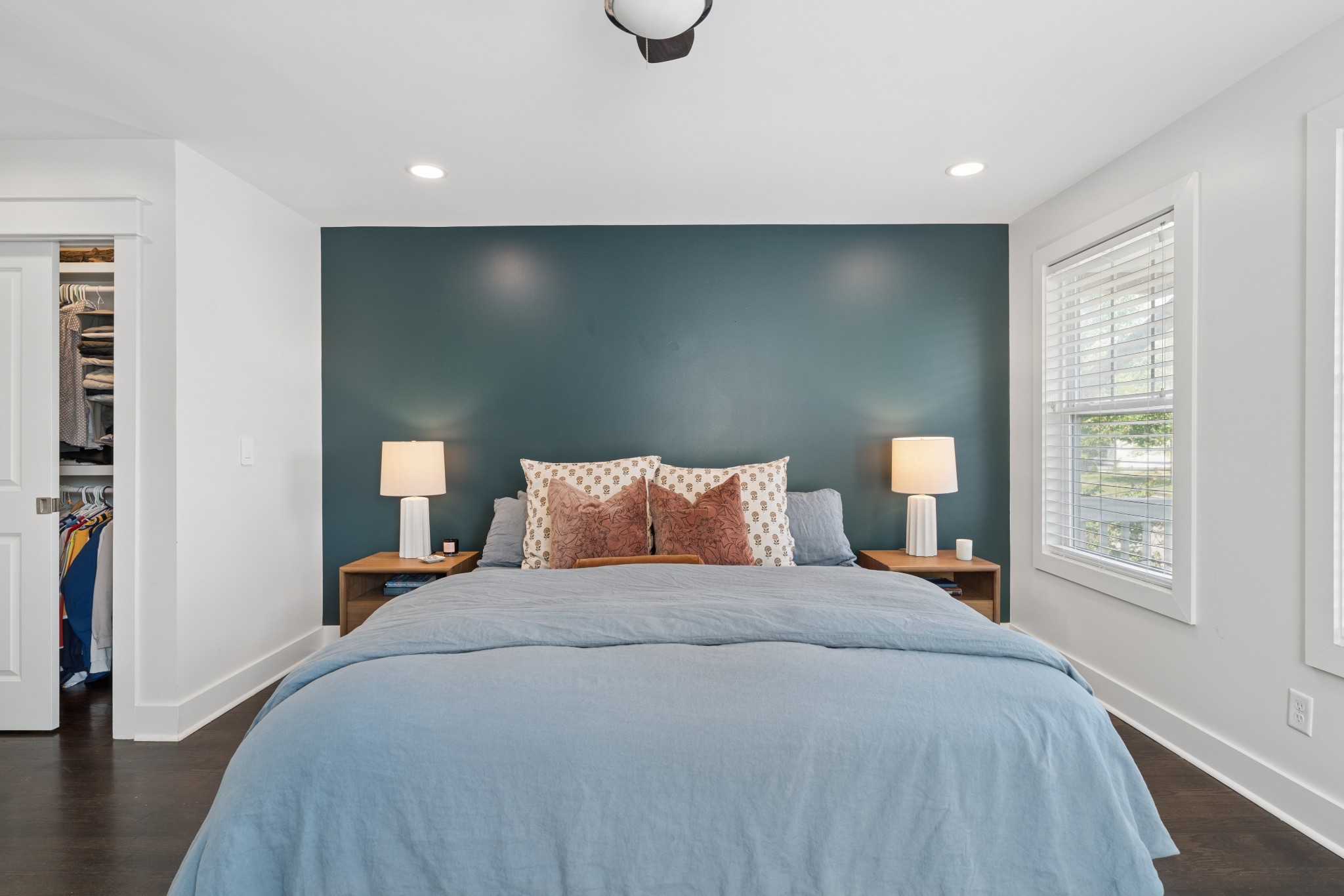 1717A 5th Ave, N Nashville TN 37208