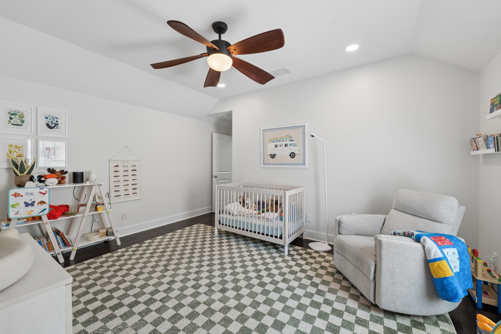 1717A 5th Ave, N Nashville TN 37208