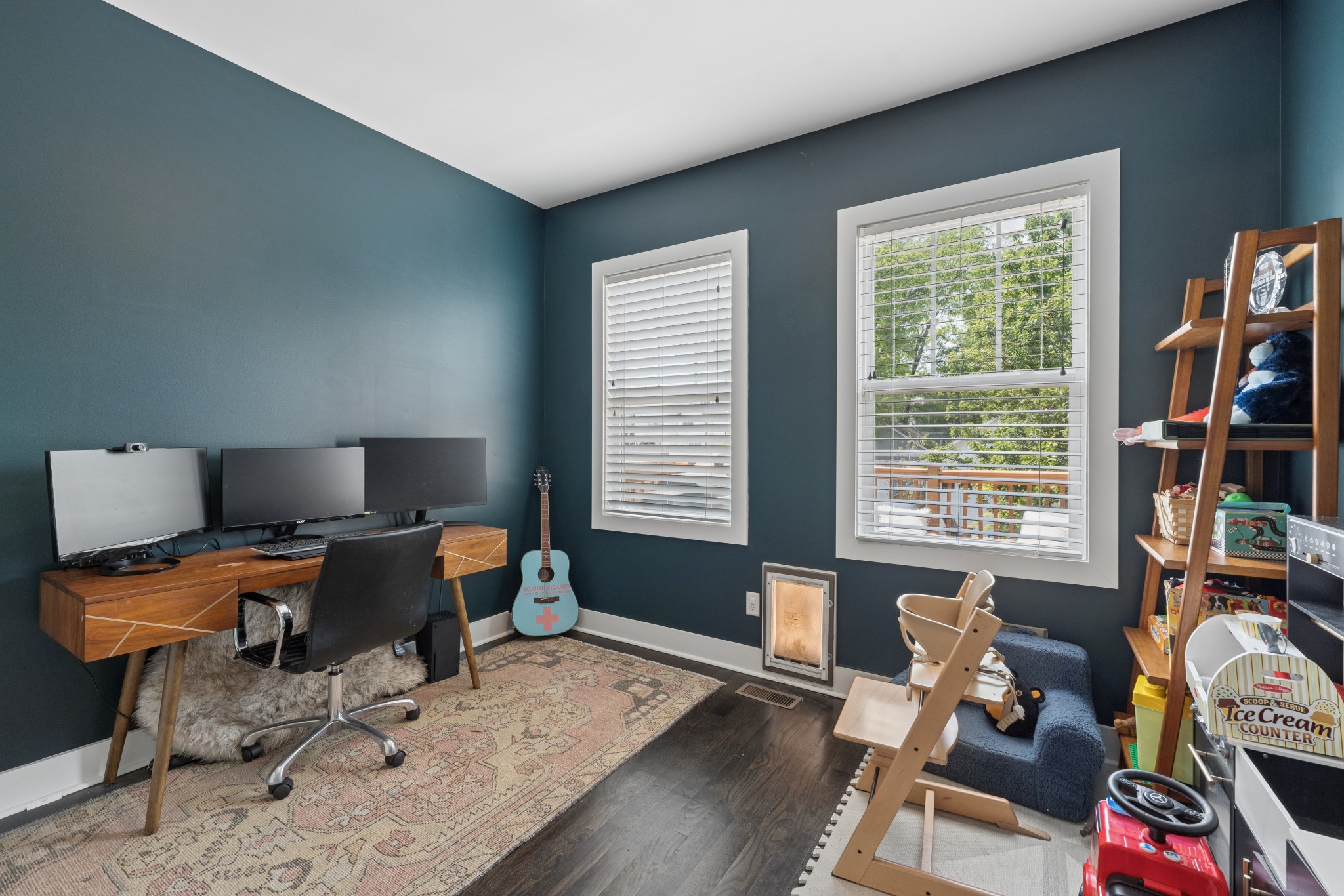 1717A 5th Ave, N Nashville TN 37208