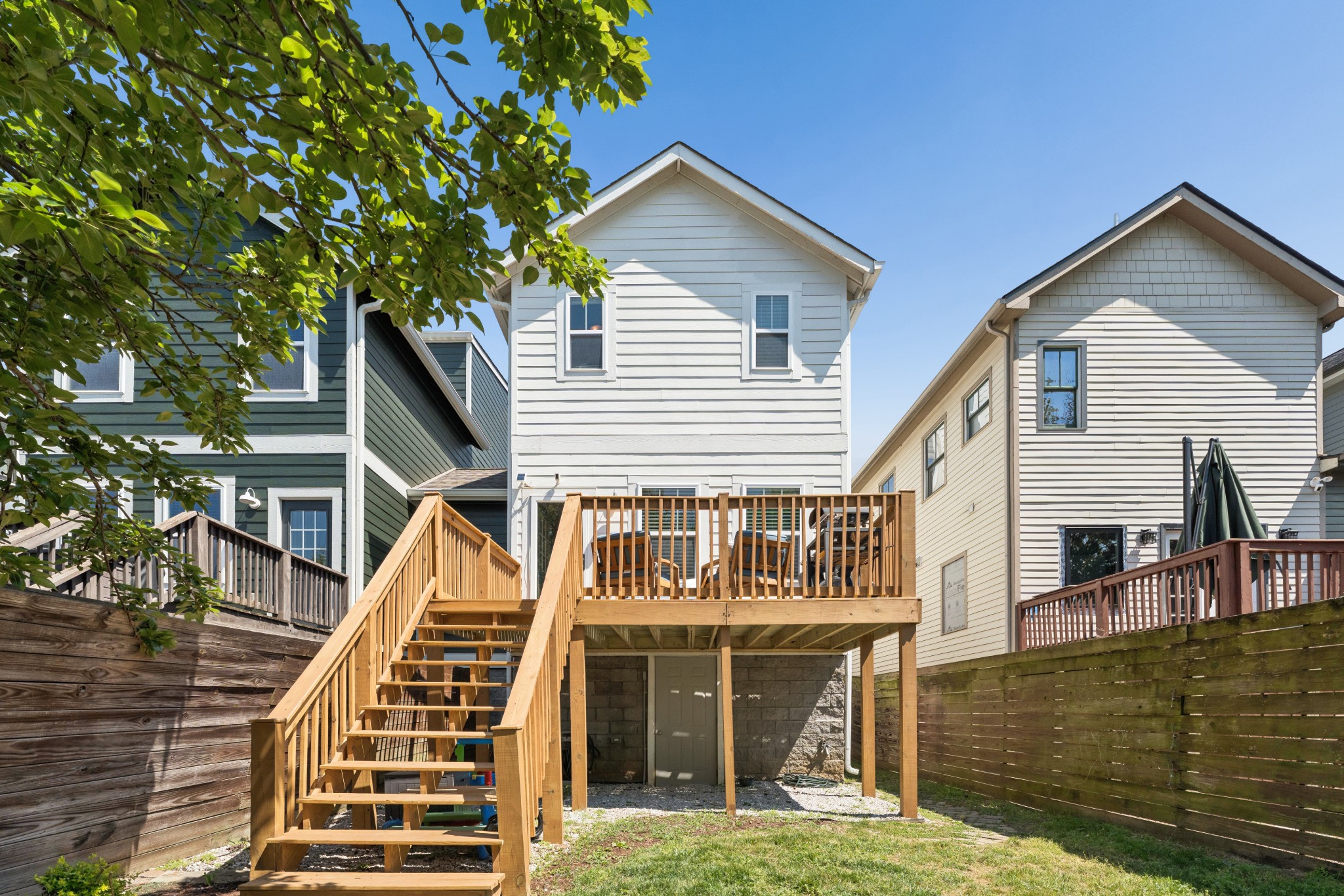 1717A 5th Ave, N Nashville TN 37208