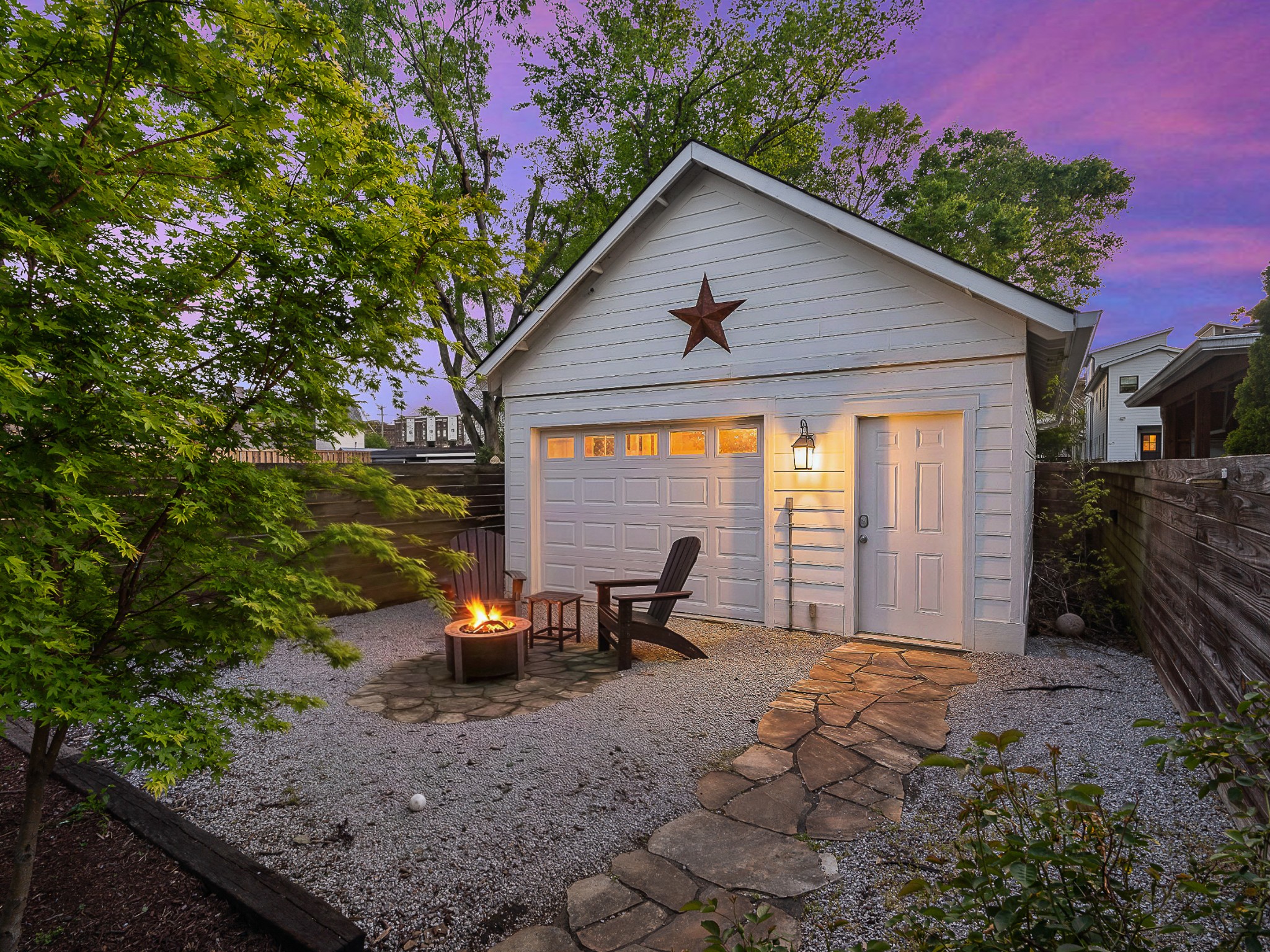 1717A 5th Ave, N Nashville TN 37208
