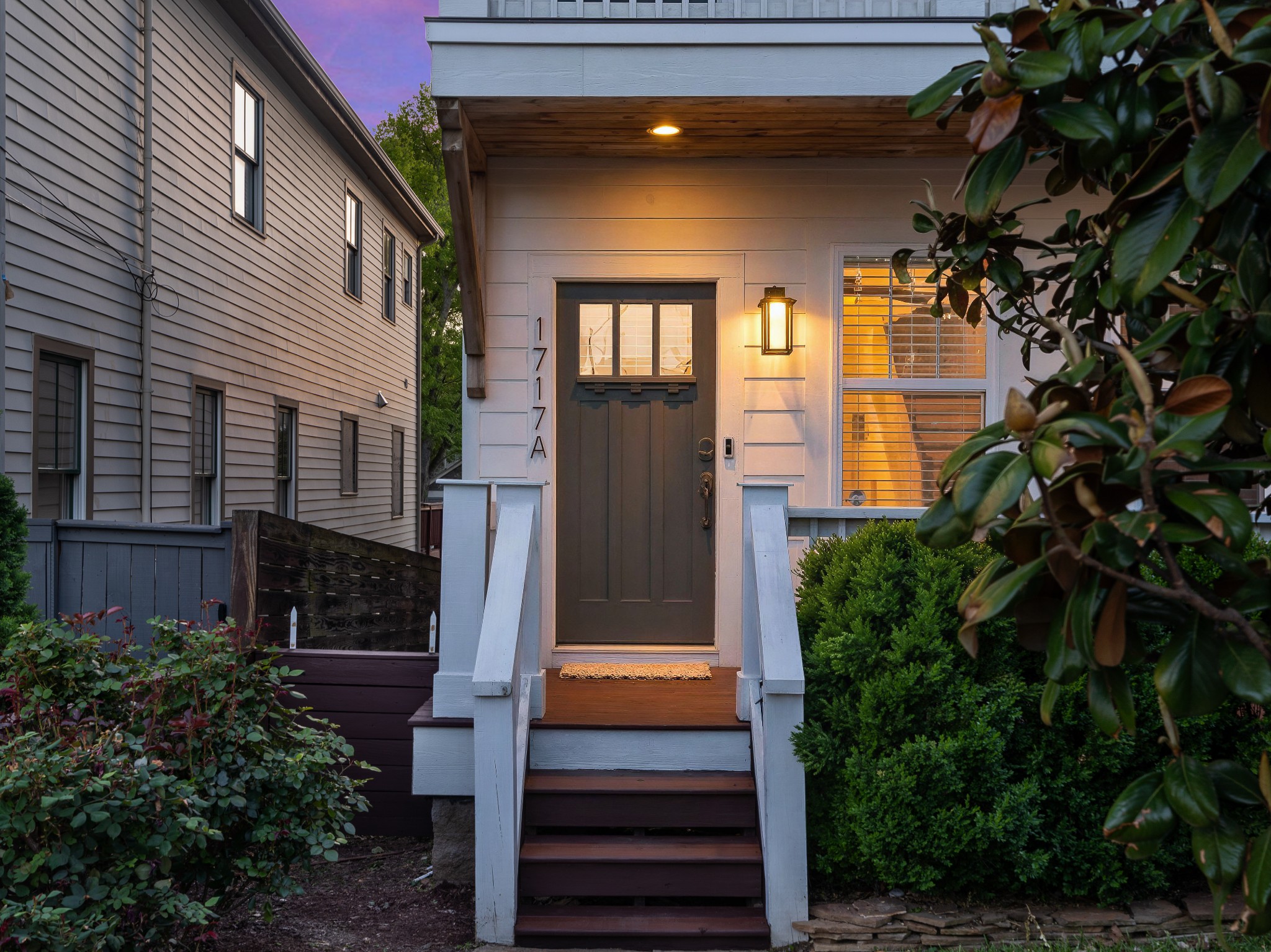 1717A 5th Ave, N Nashville TN 37208