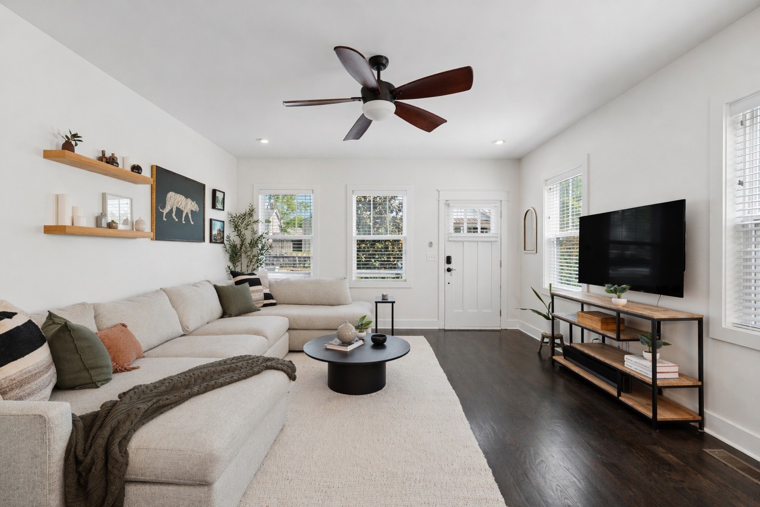 1717A 5th Ave, N Nashville TN 37208