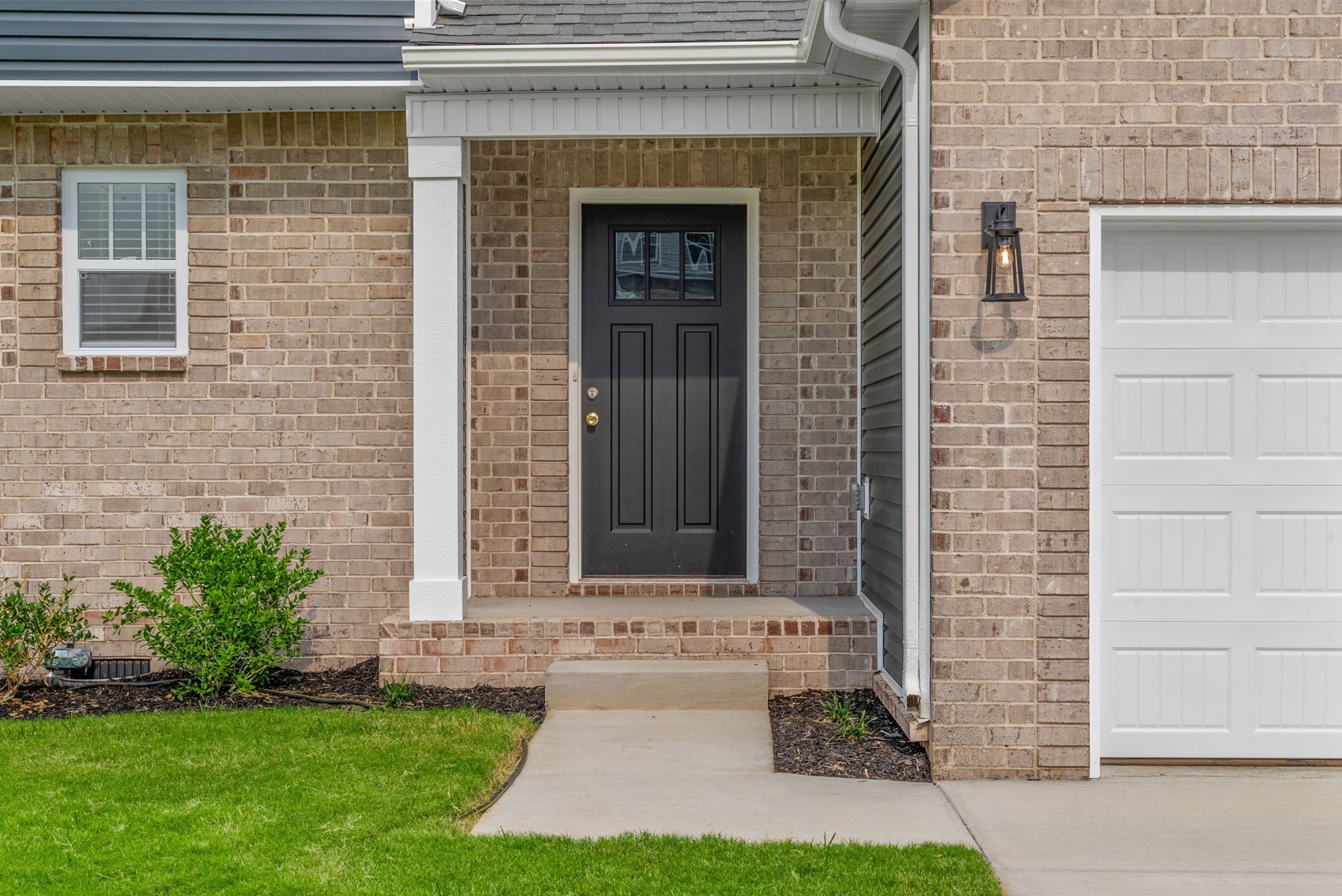 689 S Forest Brook Court Clarksville TN 37042