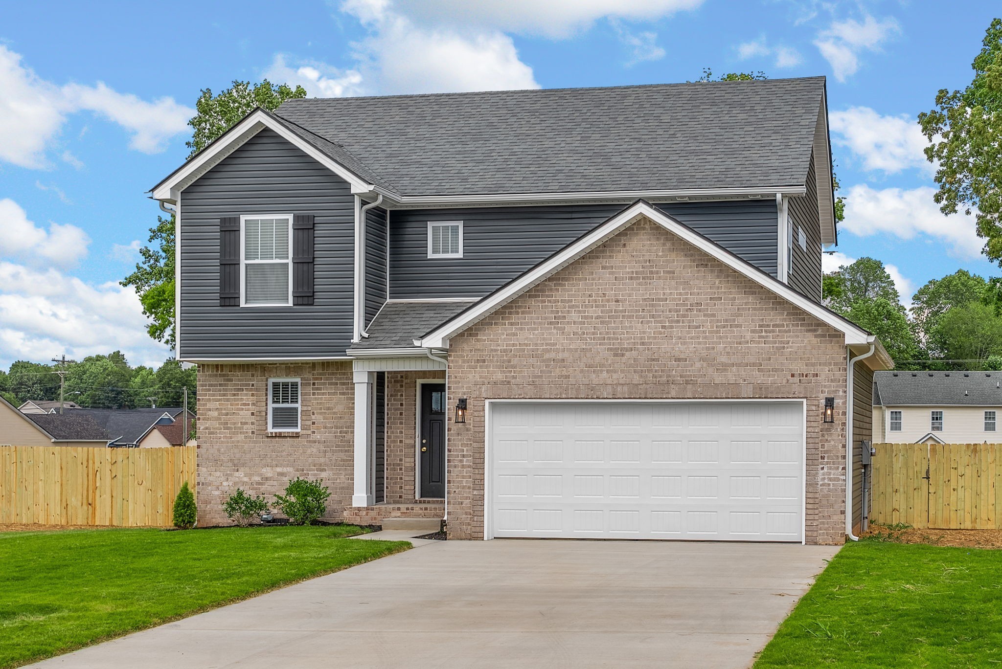 689 S Forest Brook Court Clarksville TN 37042