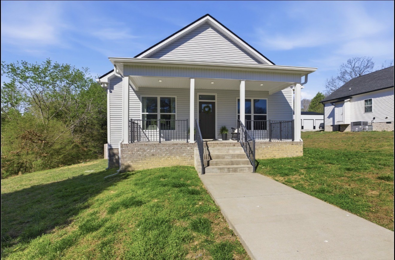 1030 Oak Drive White Bluff TN 37187