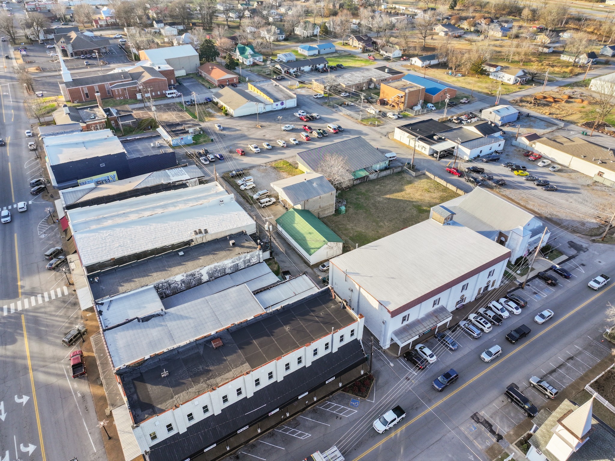 114 N Church Street Waverly TN 37185