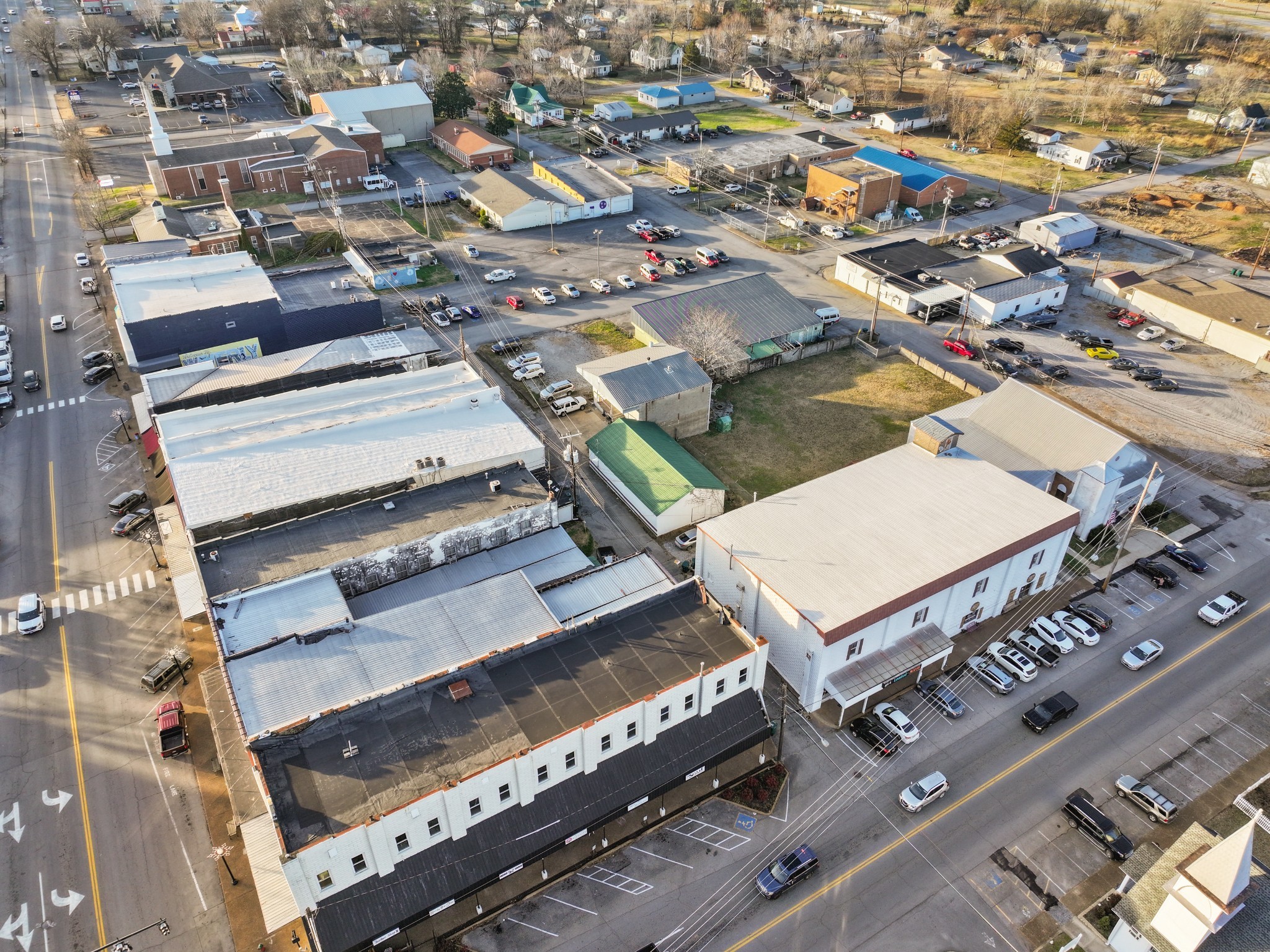114 N Church Street Waverly TN 37185