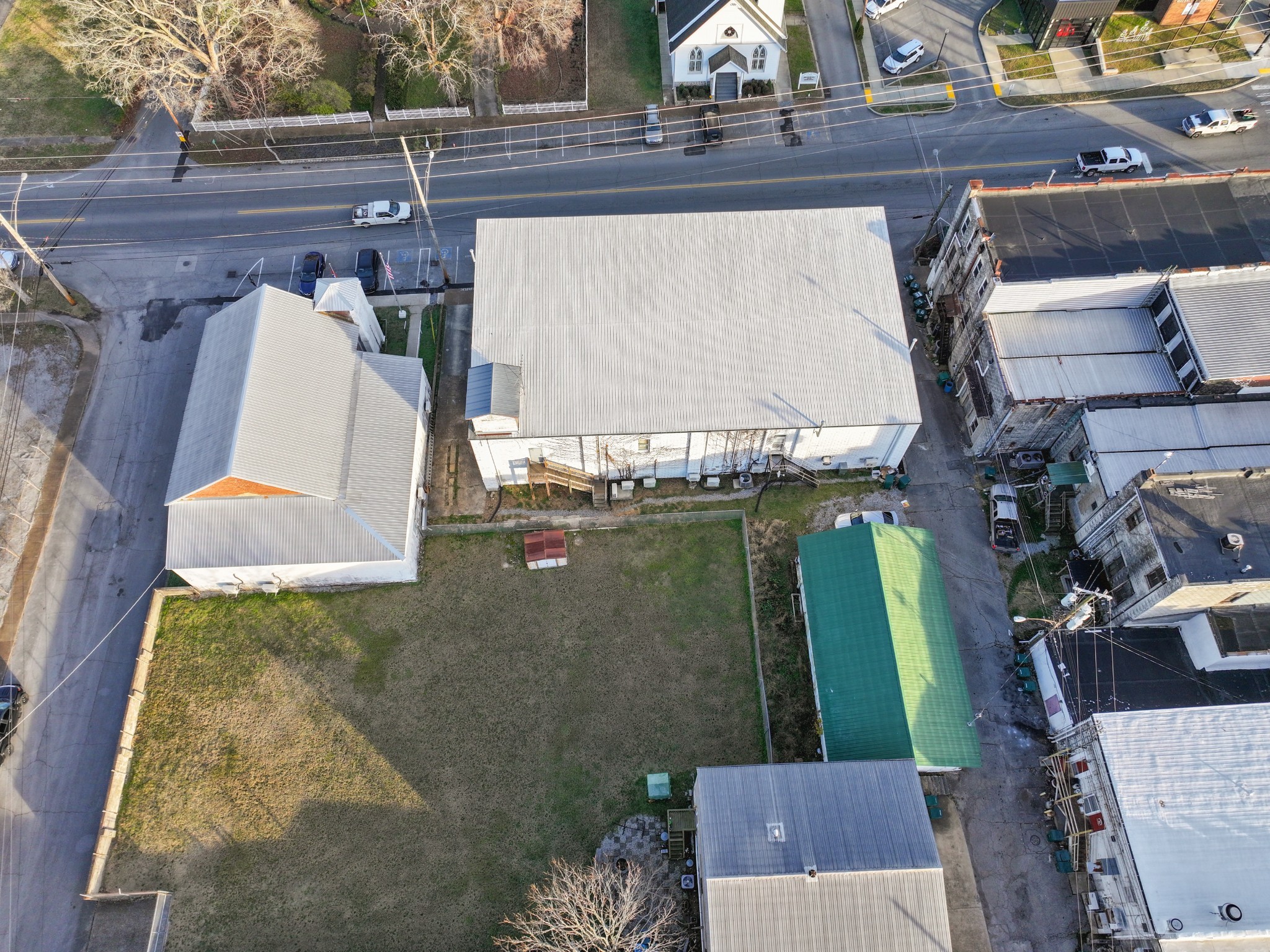 114 N Church Street Waverly TN 37185