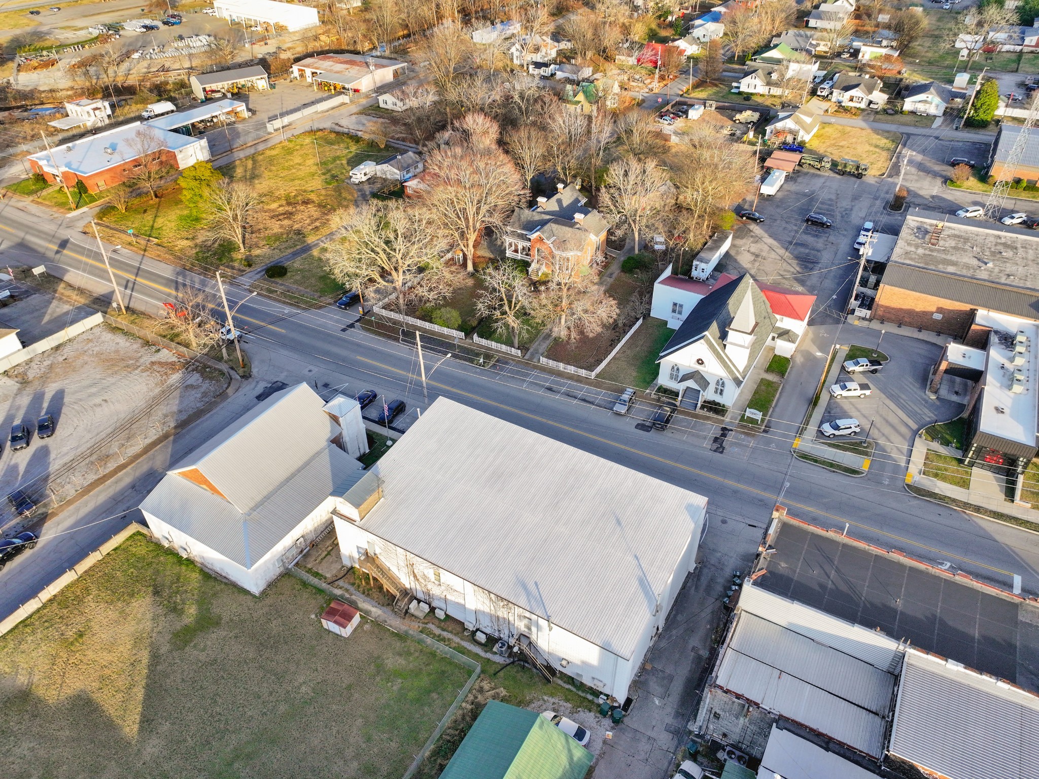 114 N Church Street Waverly TN 37185