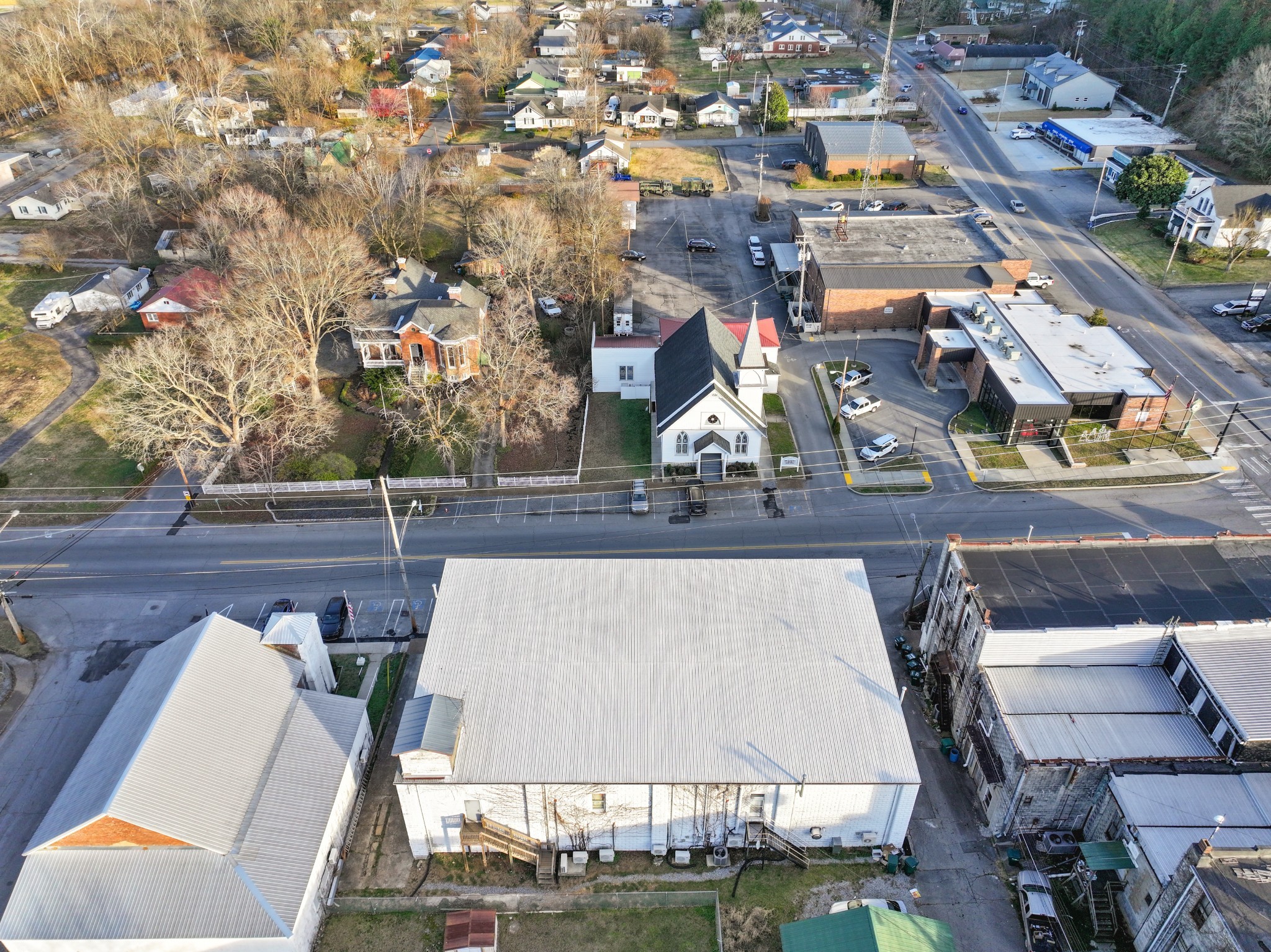 114 N Church Street Waverly TN 37185