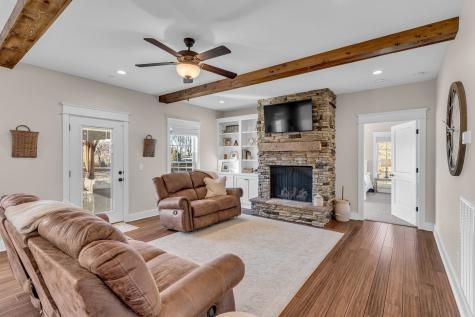 5574 Dowlen Road Cedar Hill TN 37032