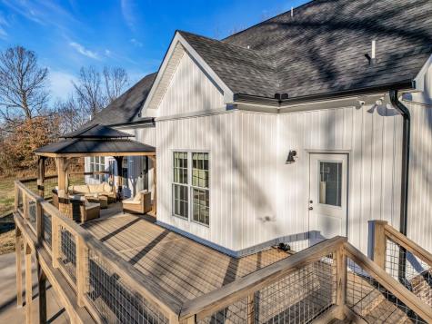 5574 Dowlen Road Cedar Hill TN 37032