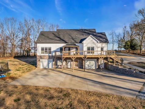 5574 Dowlen Road Cedar Hill TN 37032