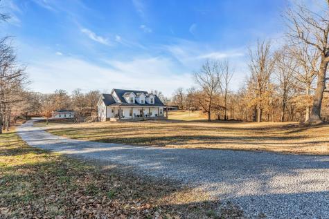 5574 Dowlen Road Cedar Hill TN 37032