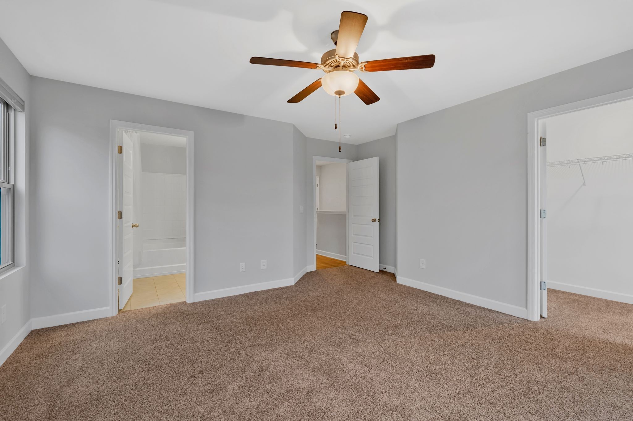 1038 Emery Bay Circle Hendersonville TN 37075