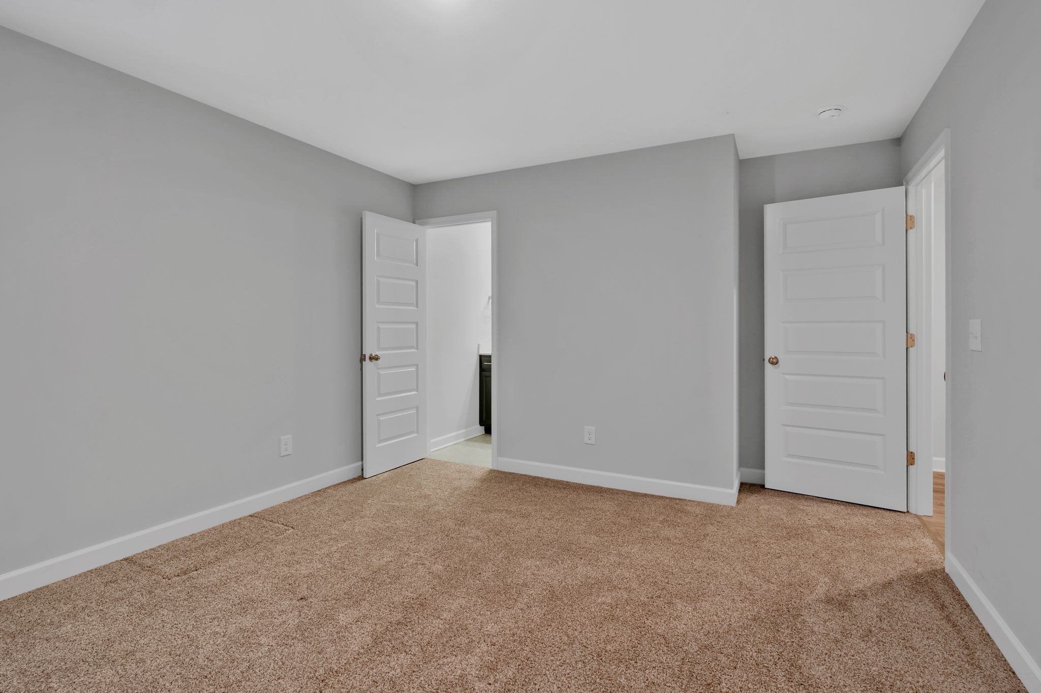 1038 Emery Bay Circle Hendersonville TN 37075