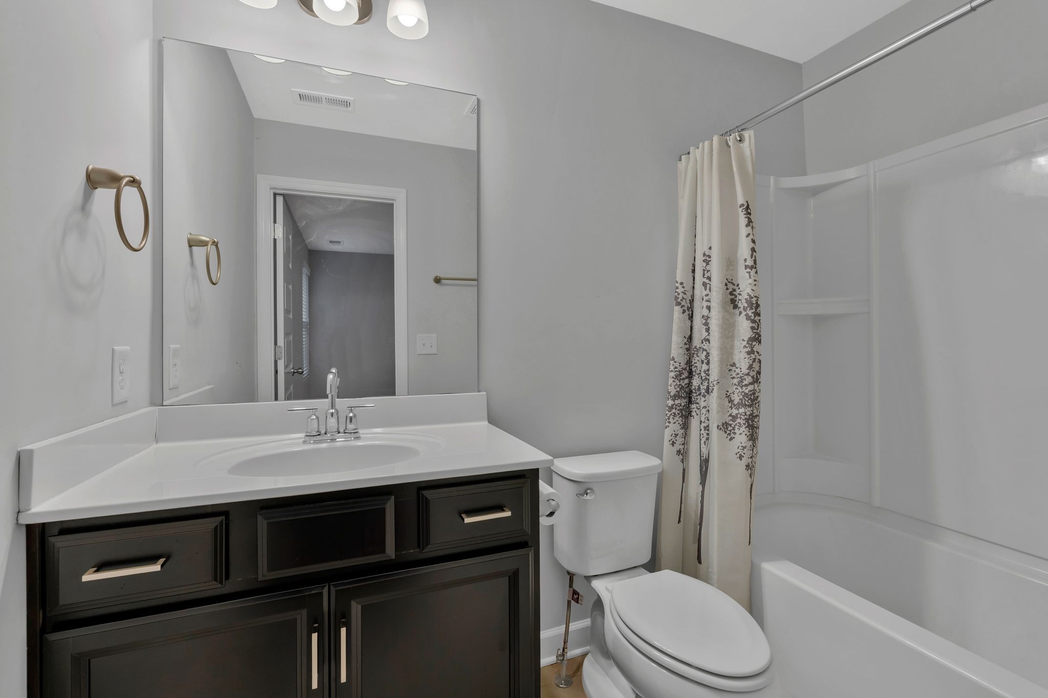 1038 Emery Bay Circle Hendersonville TN 37075