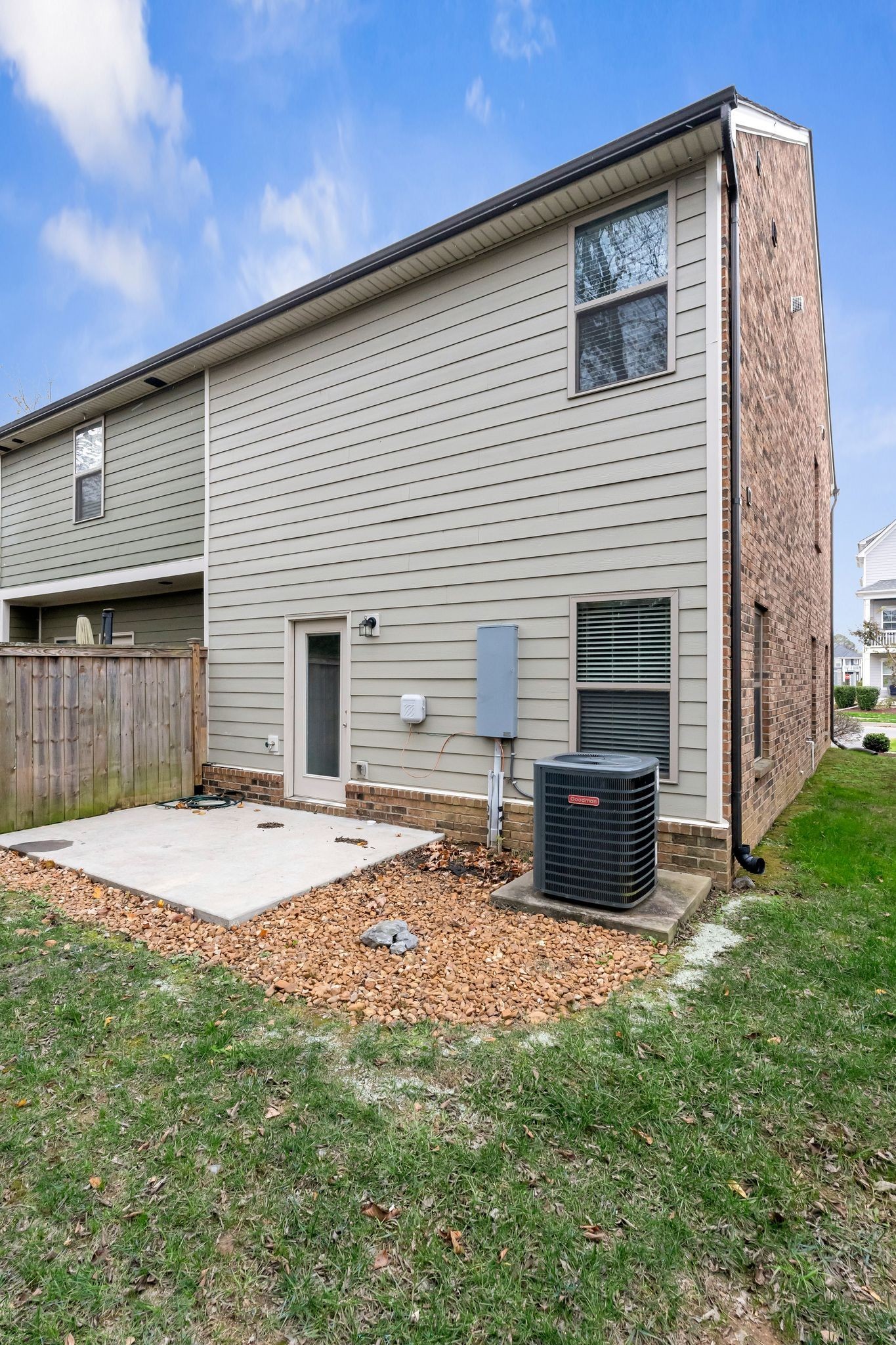 1038 Emery Bay Circle Hendersonville TN 37075