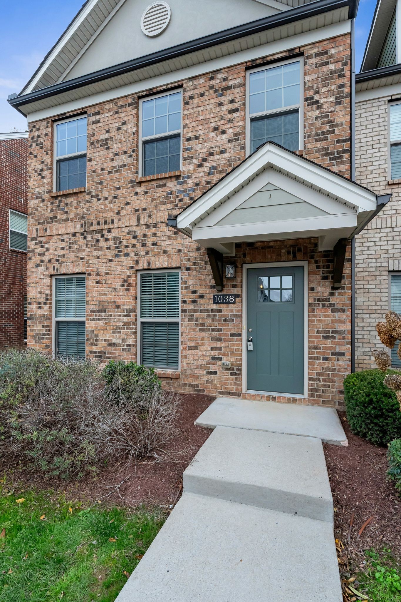 1038 Emery Bay Circle Hendersonville TN 37075