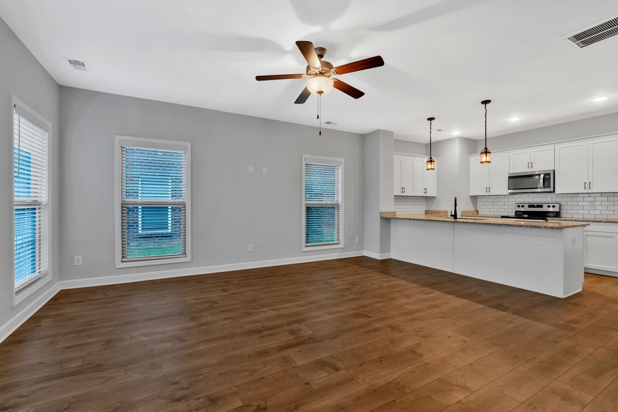 1038 Emery Bay Circle Hendersonville TN 37075