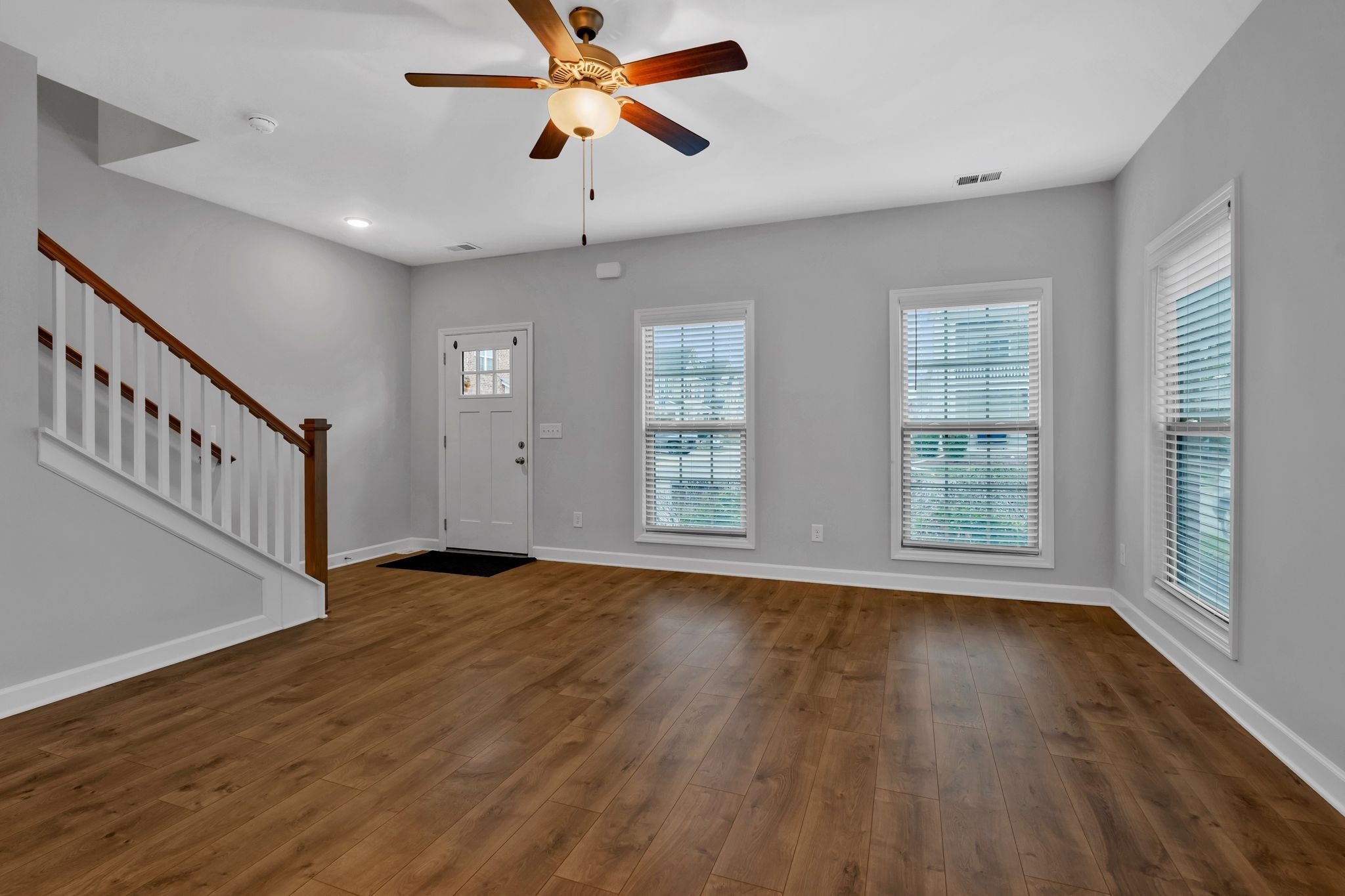 1038 Emery Bay Circle Hendersonville TN 37075