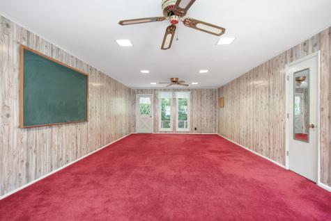 1386 Long Hollow Pike Gallatin TN 37066