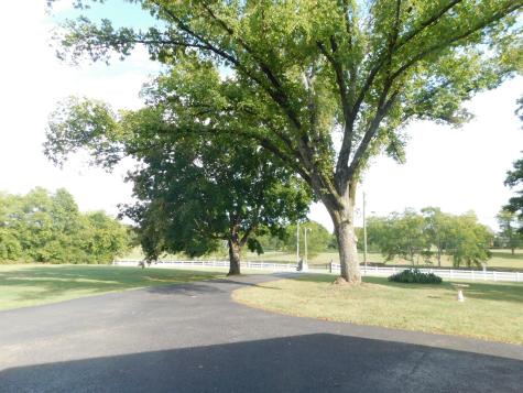 1386 Long Hollow Pike Gallatin TN 37066