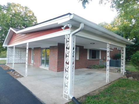 1386 Long Hollow Pike Gallatin TN 37066