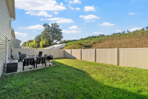 2306 Brokeshire Drive White House TN 37188