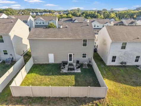 2306 Brokeshire Drive White House TN 37188