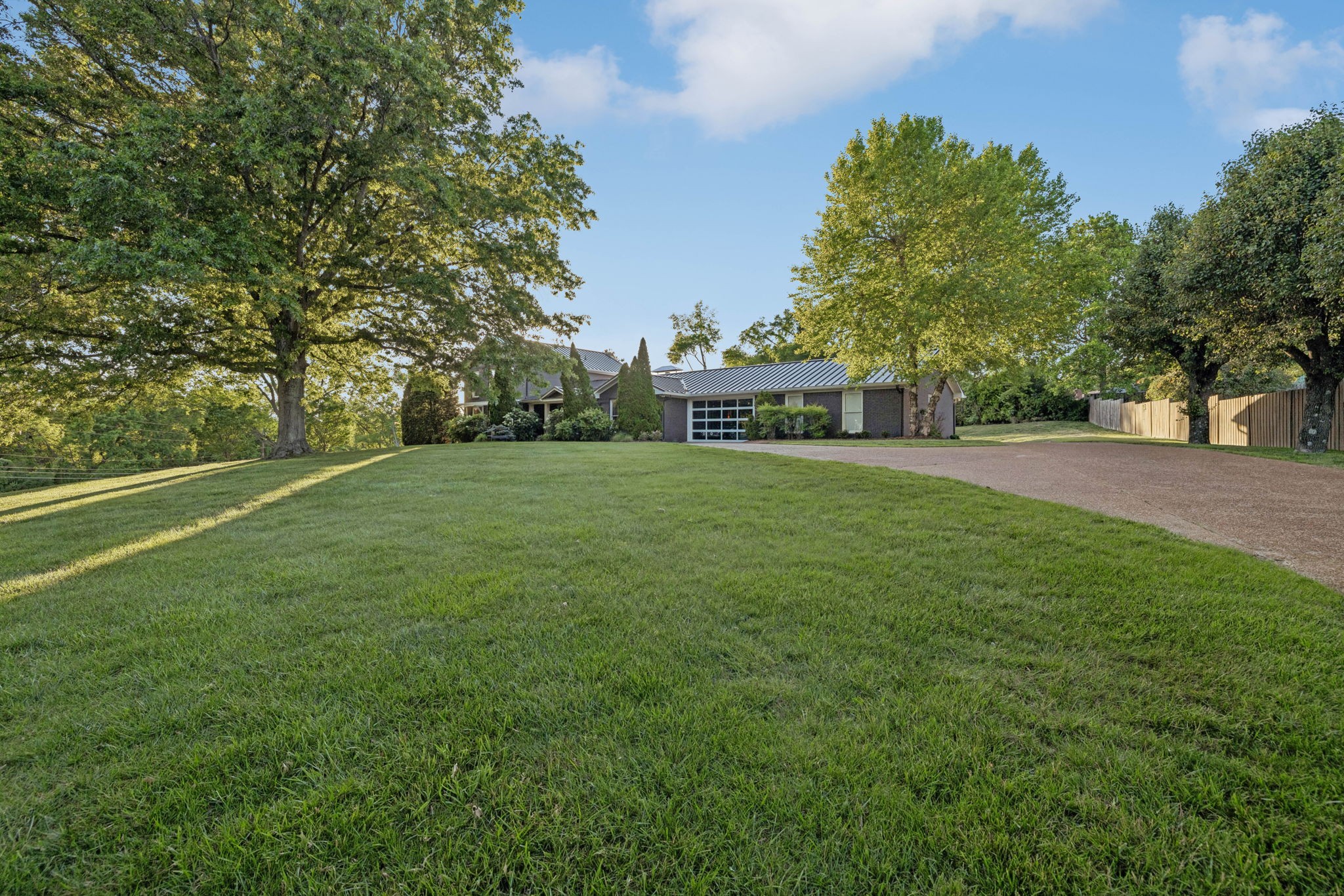 8016 Cloverland Drive Nashville TN 37211