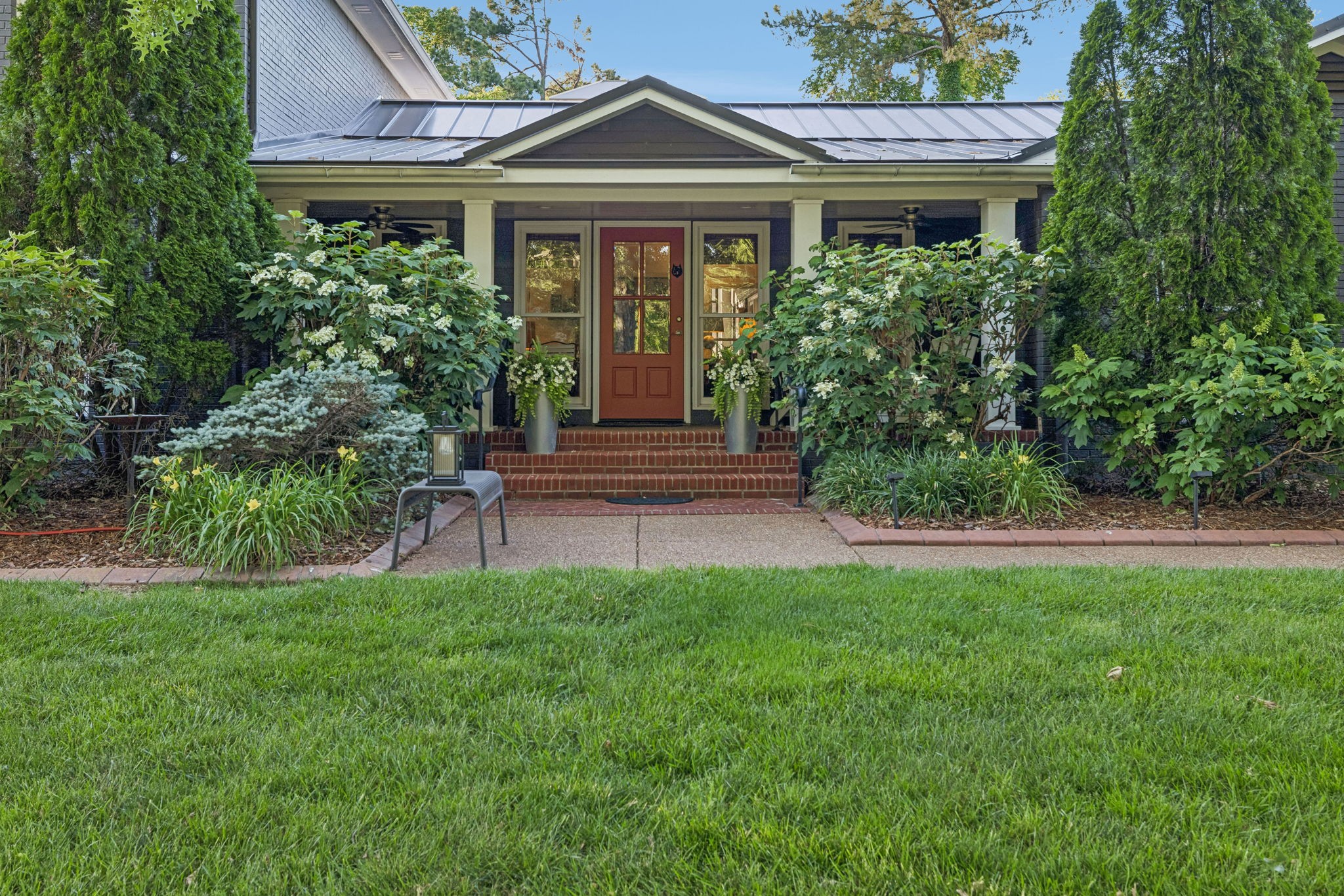 8016 Cloverland Drive Nashville TN 37211