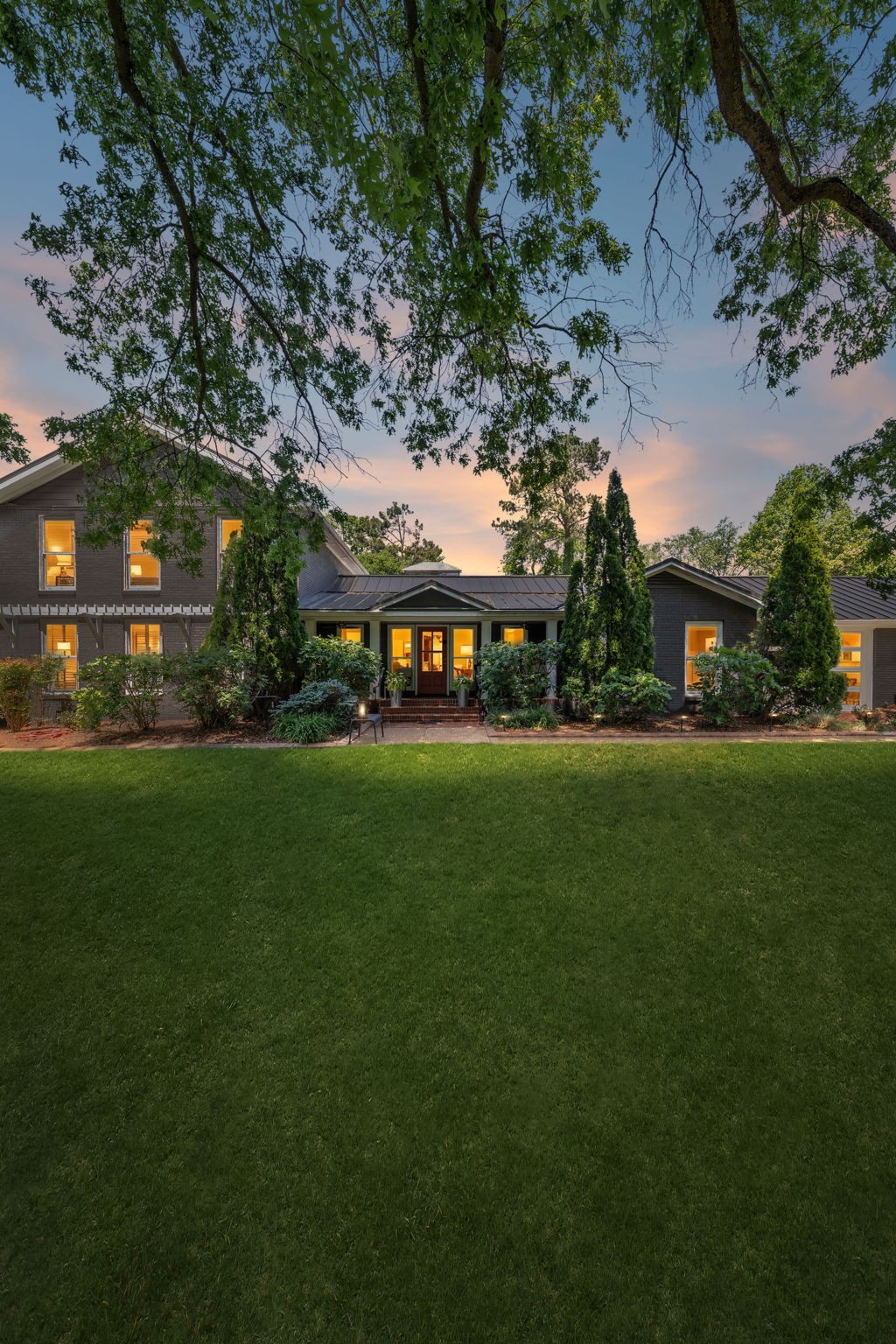 8016 Cloverland Drive Nashville TN 37211