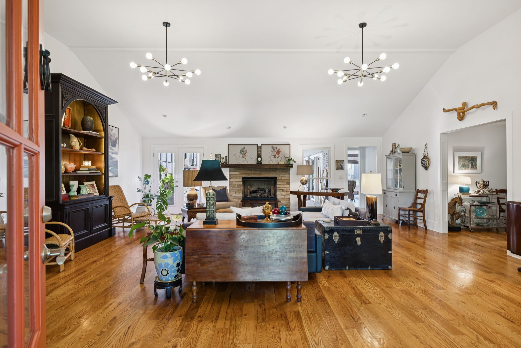 8016 Cloverland Drive Nashville TN 37211