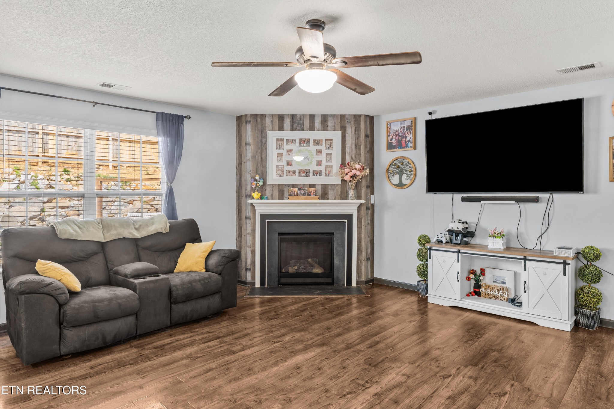 831 Old Towne Loop Drive Seymour TN 37865