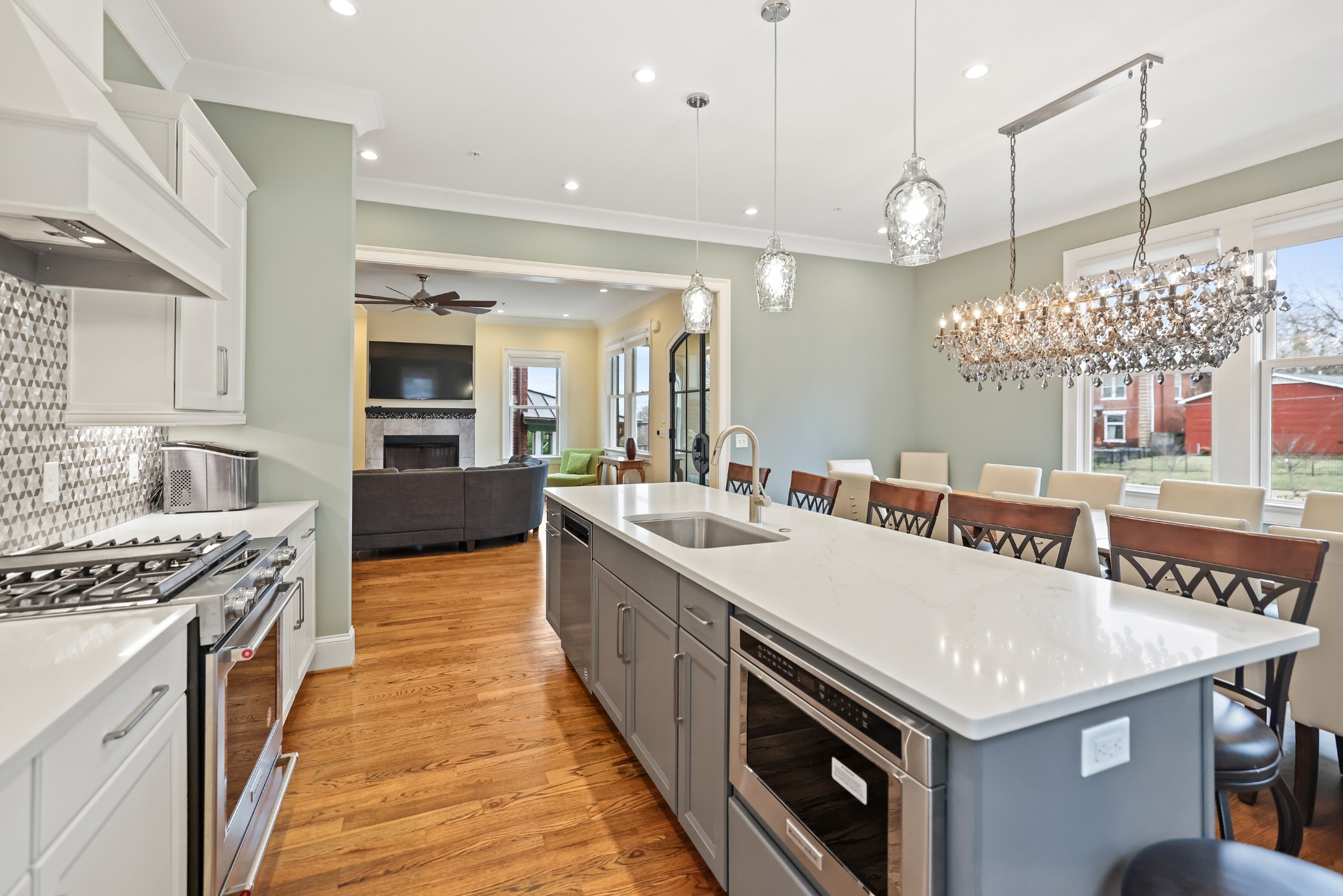 818 Shelby Avenue Nashville TN 37206