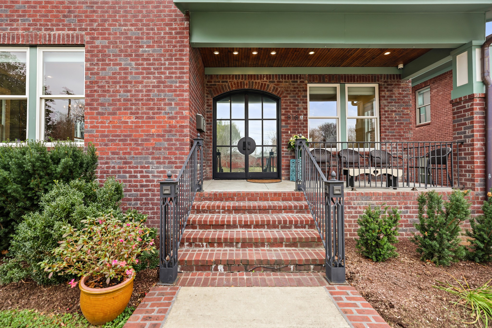 818 Shelby Avenue Nashville TN 37206