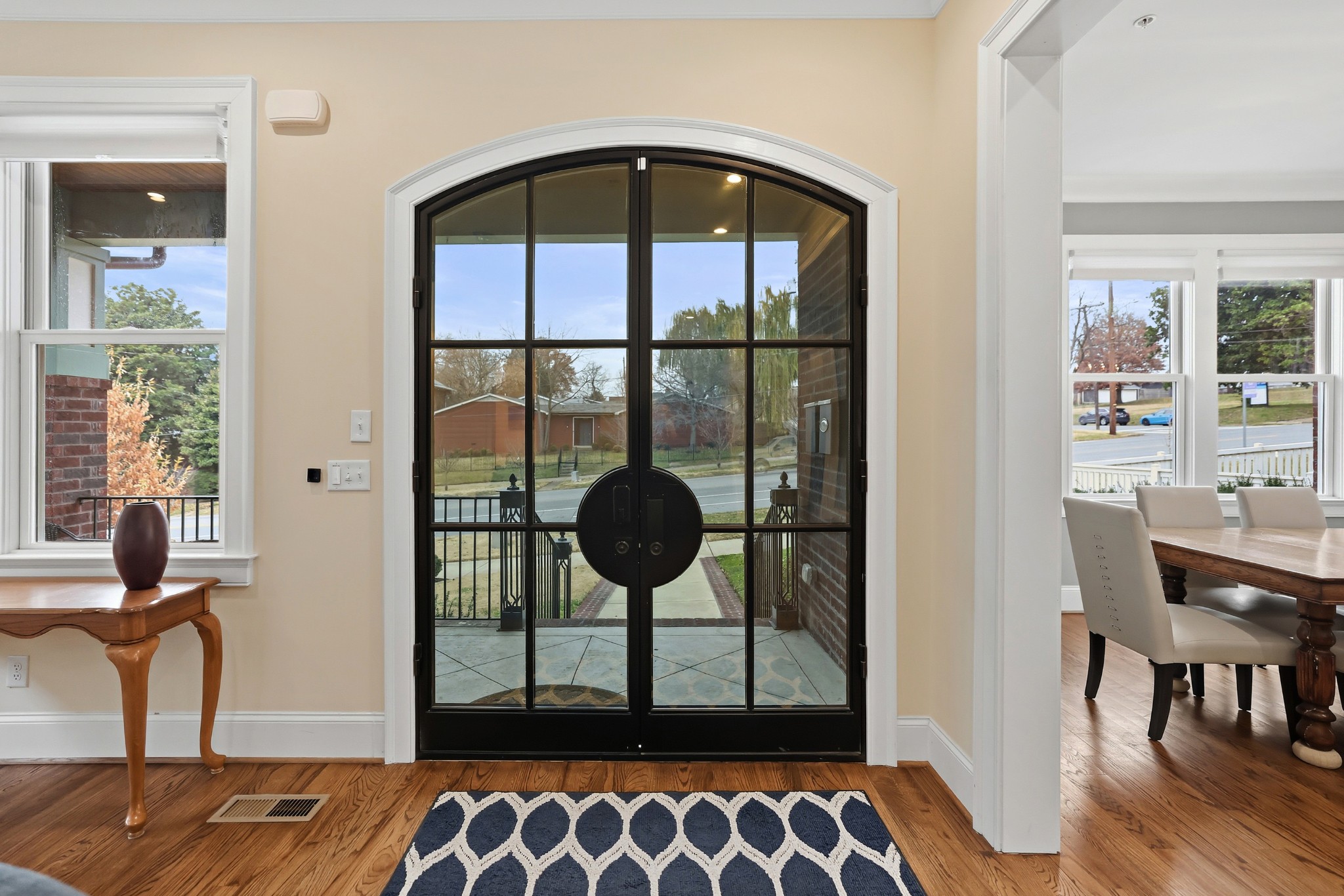 818 Shelby Avenue Nashville TN 37206