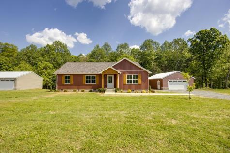 8309 Hoskins Hollow Road Westmoreland TN 37186
