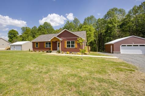 8309 Hoskins Hollow Road Westmoreland TN 37186