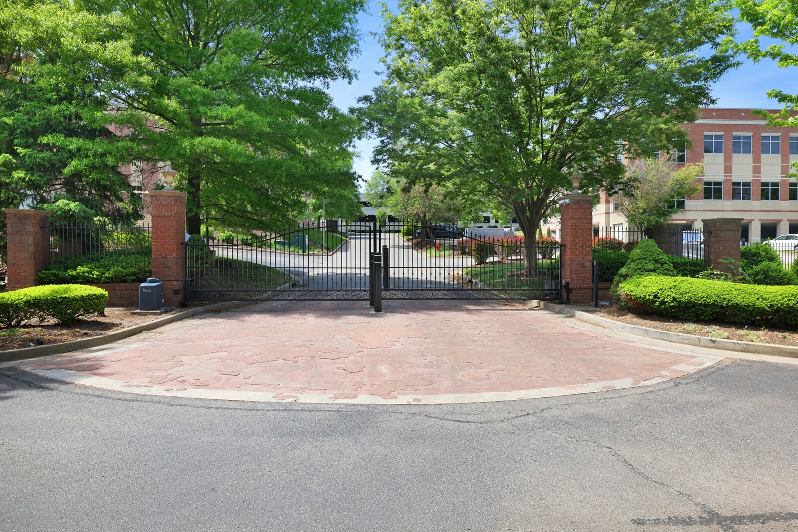 311 Seven Springs Way Brentwood TN 37027