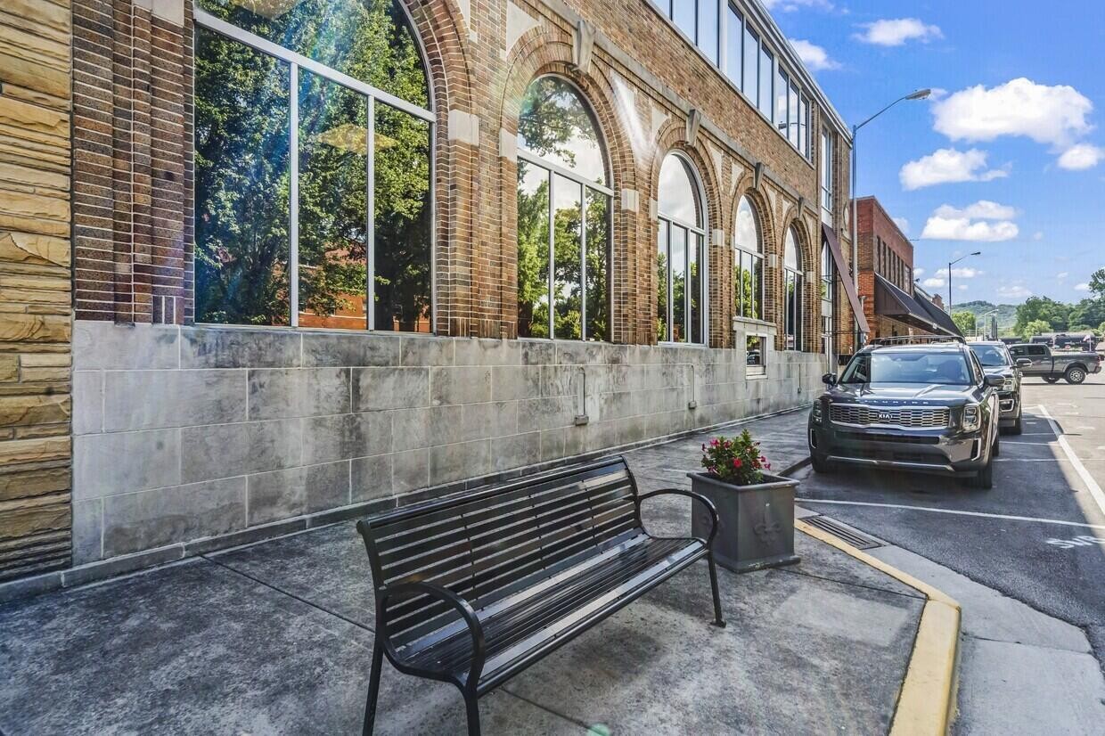 1441 Market Street Dayton TN 37321